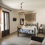 Xenios Apartment *