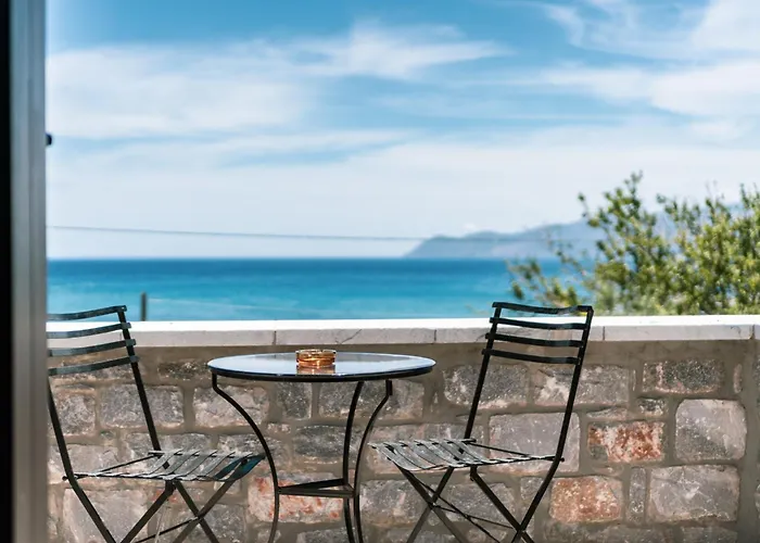 Xenios كوتروناس