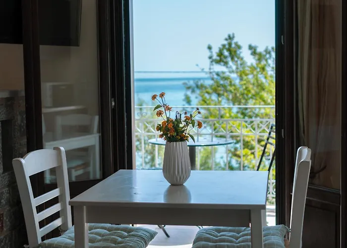 Xenios كوتروناس